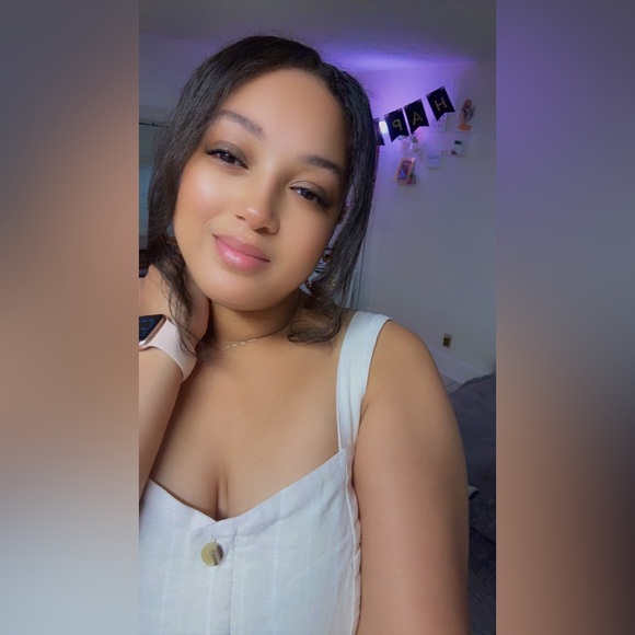 Meet your Posher, Kiara - Picture 1 of 4